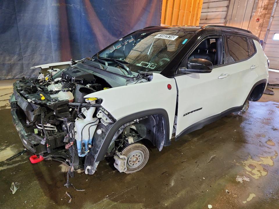 61582616 :رقم المزاد ، 3C4NJDDN8ST564131 vin ، 2025 Jeep Compass مزاد بيع