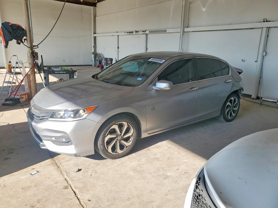 2017 Honda Accord მანქანა იყიდება აუქციონზე, vin: 1HGCR2F04HA196618, აუქციონის ნომერი: 60483086