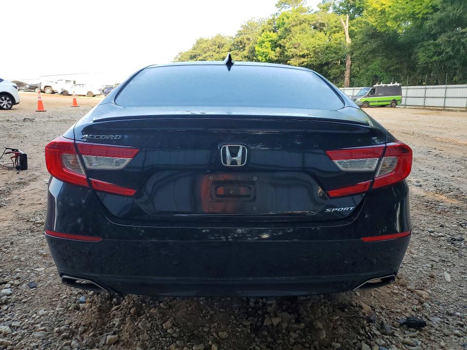 Продаж на аукціоні авто 2018 Honda Accord, vin: 1HGCV1F37JA269065, номер лоту: 59329066