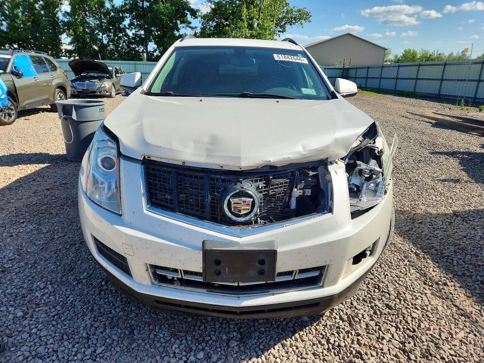 2015 Cadillac Srx მანქანა იყიდება აუქციონზე, vin: 3GYFNAE35FS544378, აუქციონის ნომერი: 61842646