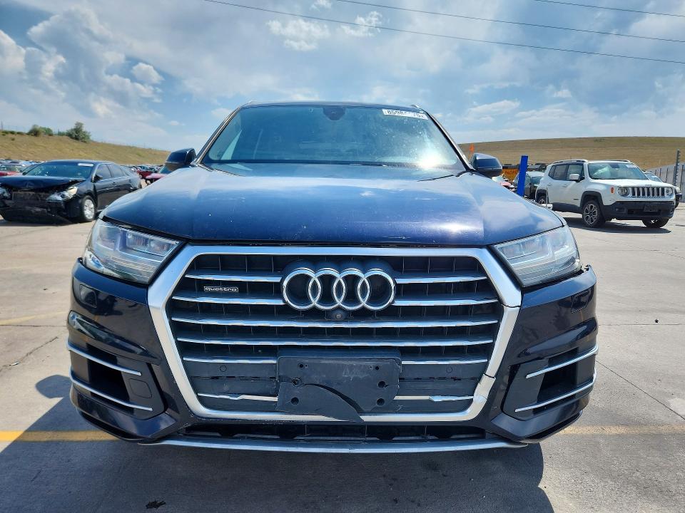 Продажа на аукционе авто 2017 Audi Q7, vin: WA1LAAF78HD025442, номер лота: 85984175