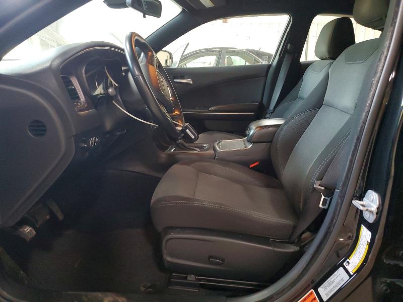 60439946 :رقم المزاد ، 2C3CDXFG1FH859007 vin ، 2015 Dodge Charger مزاد بيع