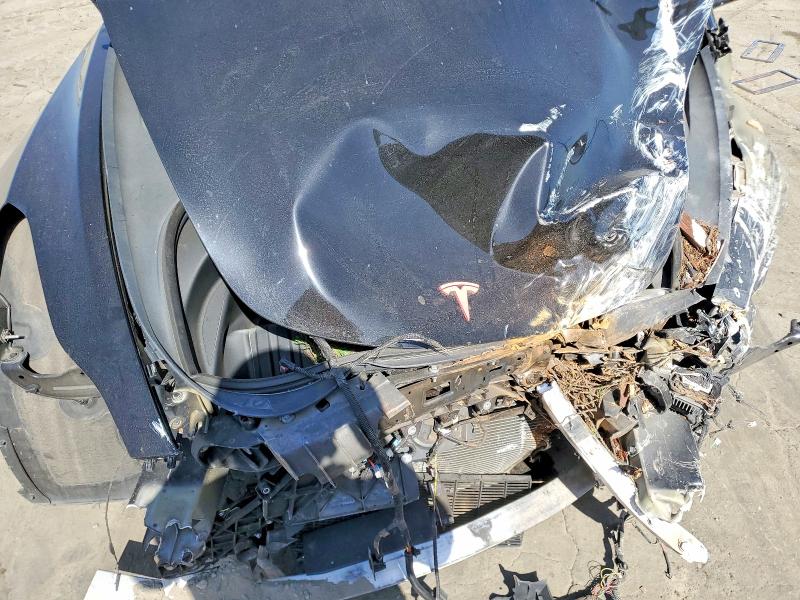 62549986 :رقم المزاد ، 5YJ3E1EA1MF092281 vin ، 2021 Tesla Model 3 مزاد بيع