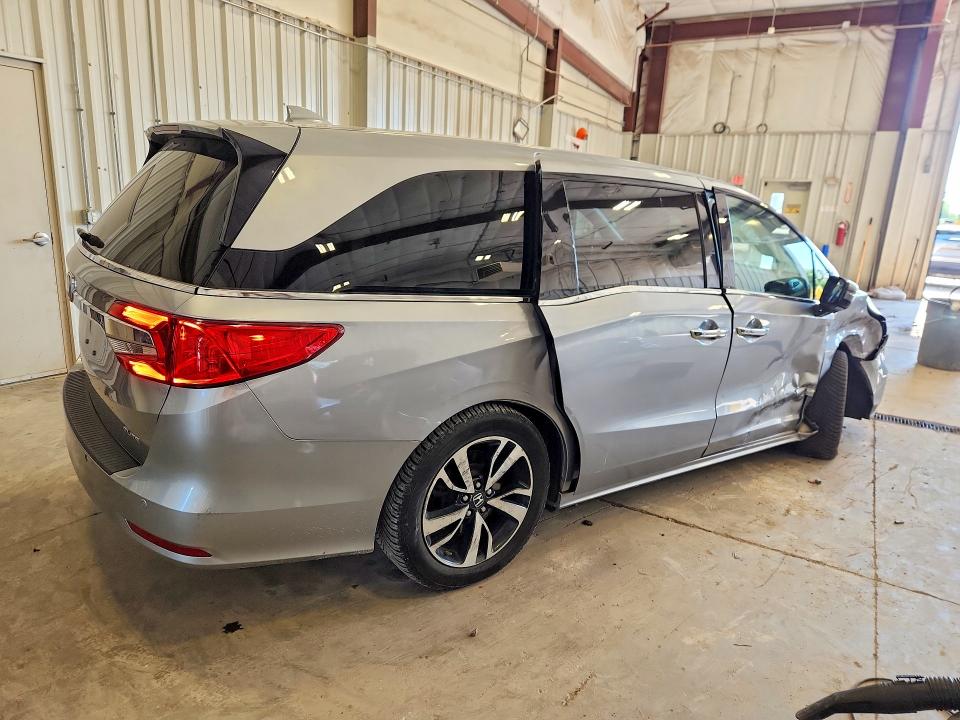 2018 Honda Odyssey მანქანა იყიდება აუქციონზე, vin: 5FNRL6H94JB040881, აუქციონის ნომერი: 59796166