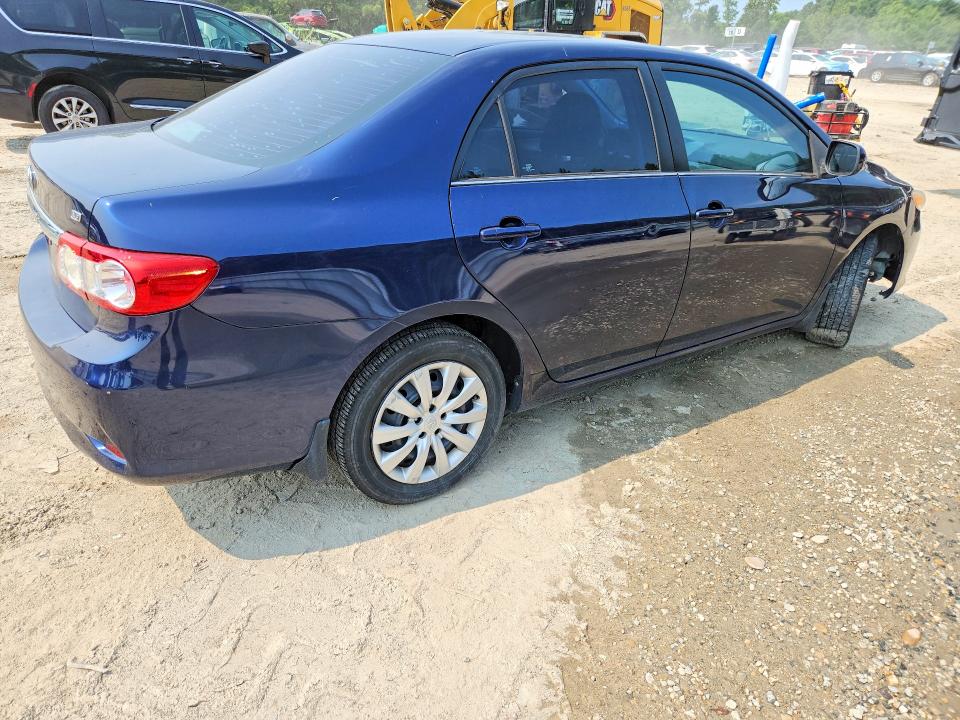 62485286 :رقم المزاد ، 2T1BU4EE1DC122189 vin ، 2013 Toyota Corolla مزاد بيع