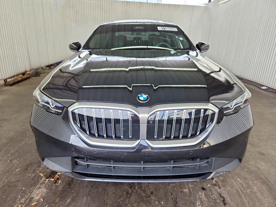 61109266 :رقم المزاد ، WBA43FJ01SCU53049 vin ، 2025 Bmw 530 مزاد بيع