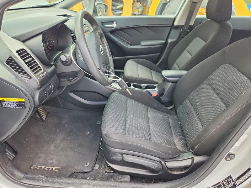 61702136 :رقم المزاد ، 3KPFK4A76HE016231 vin ، 2017 Kia Forte مزاد بيع