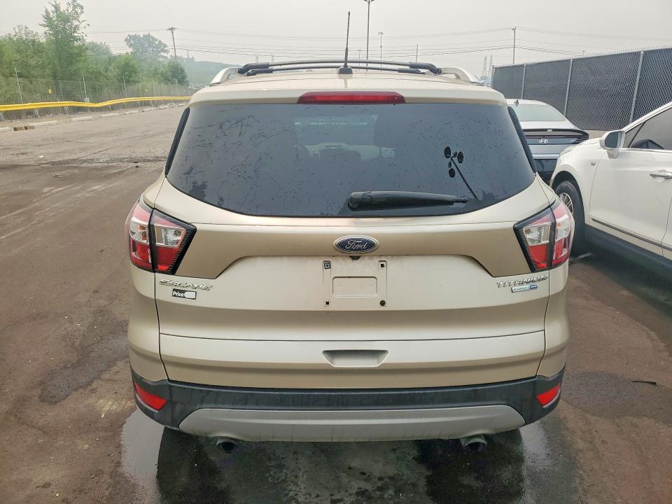 Продаж на аукціоні авто 2017 Ford Escape, vin: 1FMCU9J96HUD47464, номер лоту: 60702226