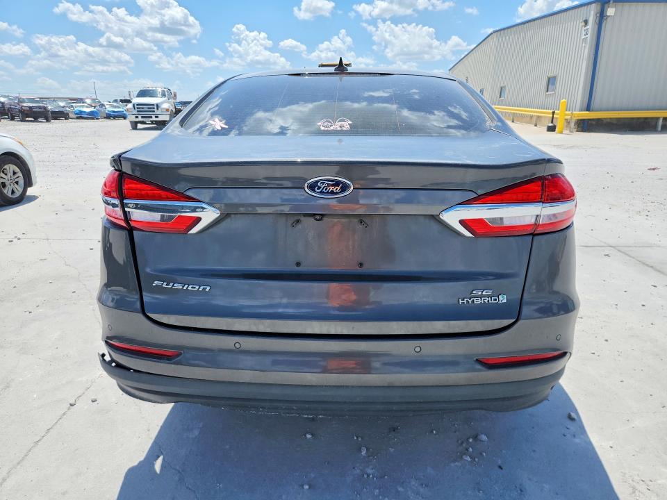 2019 Ford Fusion მანქანა იყიდება აუქციონზე, vin: 3FA6P0LU0KR202818, აუქციონის ნომერი: 60251596