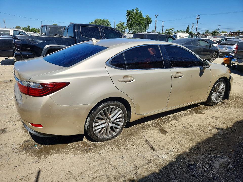 60041006 :رقم المزاد ، JTHBK1GG9D2050982 vin ، 2013 Lexus Es مزاد بيع