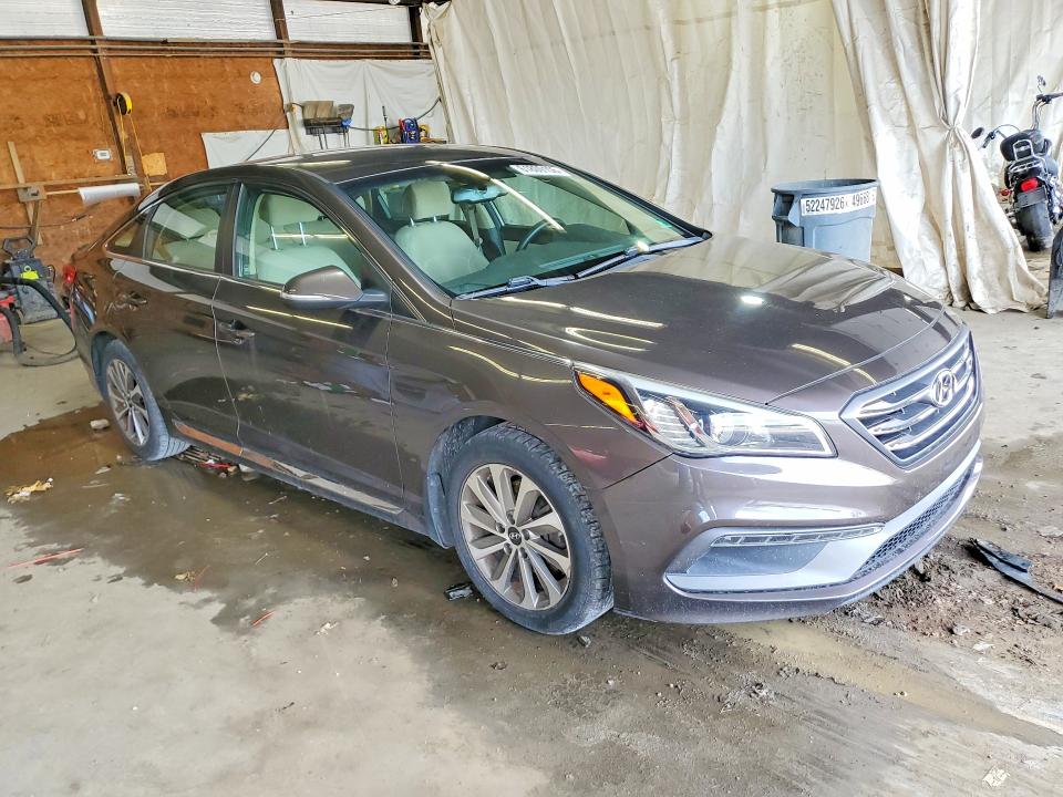 61809106 :رقم المزاد ، 5NPE34AF0FH087059 vin ، 2015 Hyundai Sonata مزاد بيع