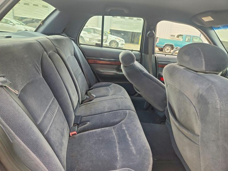 60231916 :رقم المزاد ، 2MEFM74W31X657947 vin ، 2001 Mercury Grand Marquis مزاد بيع