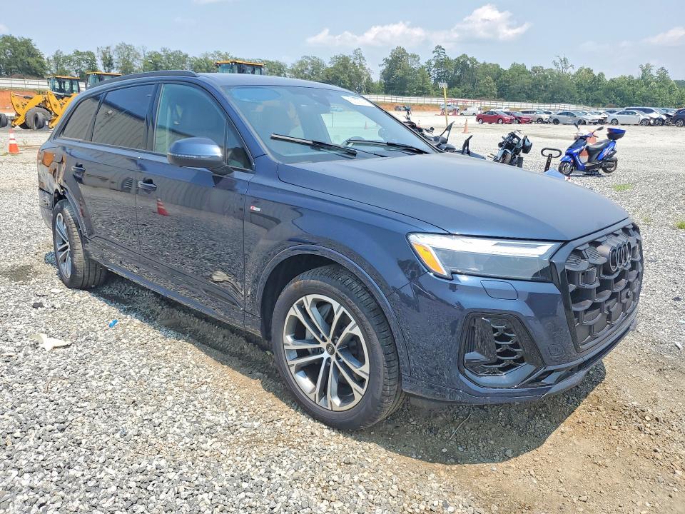 Продаж на аукціоні авто 2026 Audi Q7, vin: WA1BVBF70TD015714, номер лоту: 63038016