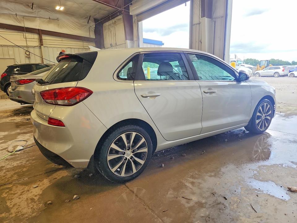 2018 Hyundai Elantra Gt მანქანა იყიდება აუქციონზე, vin: KMHH35LE5JU010317, აუქციონის ნომერი: 60506936