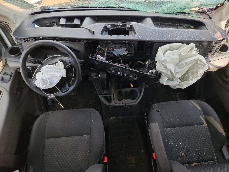 62335966 :رقم المزاد ، 1FBAX2C83MKA13823 vin ، 2021 Ford Transit مزاد بيع