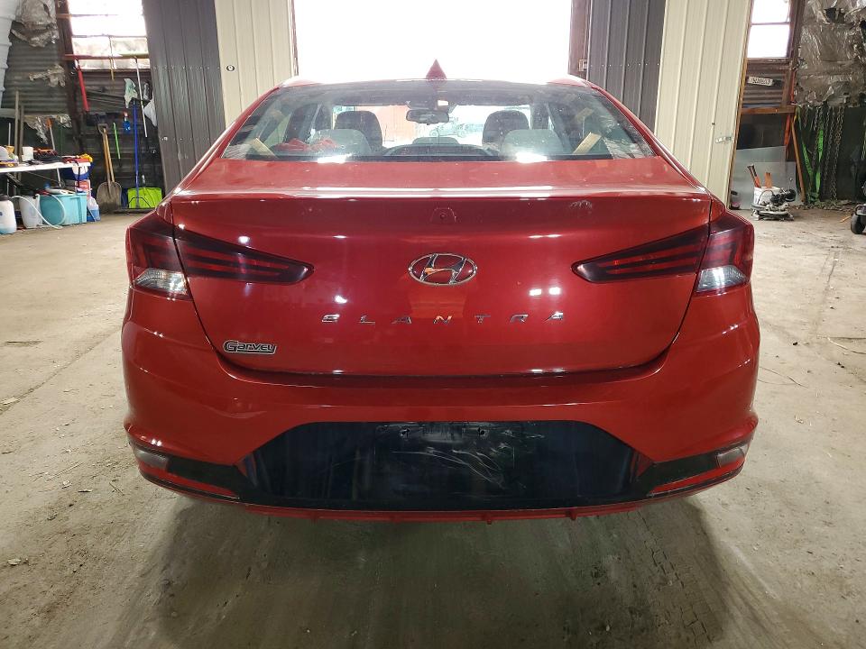 60999406 :رقم المزاد ، 5NPD84LFXLH530016 vin ، 2020 Hyundai Elantra مزاد بيع