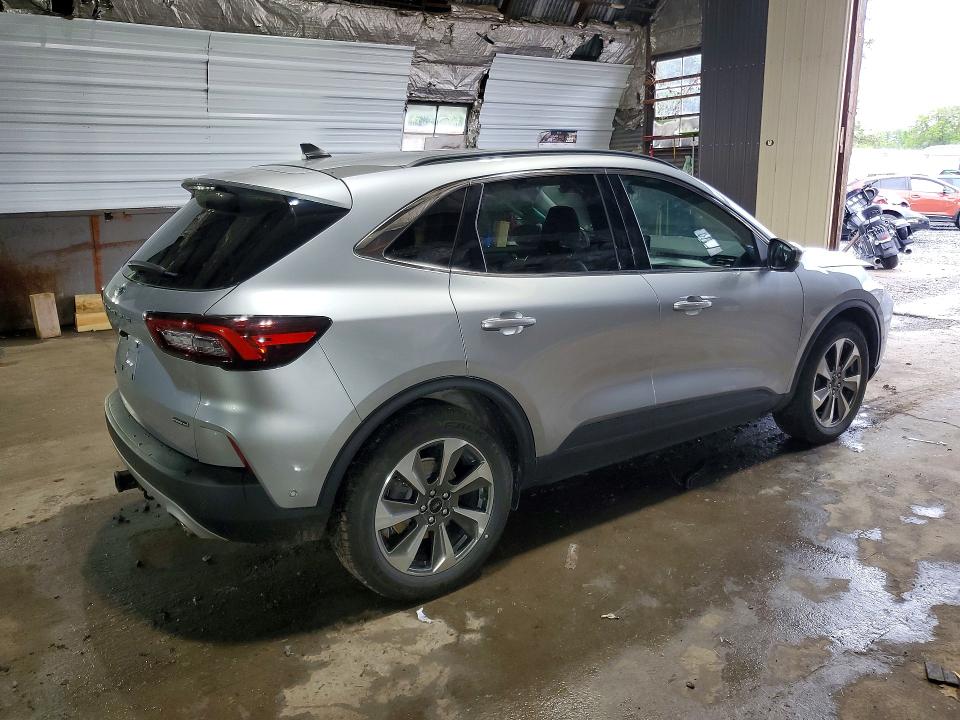 Продаж на аукціоні авто 2023 Ford Escape, vin: 1FMCU9JZ3PUA40512, номер лоту: 62922136