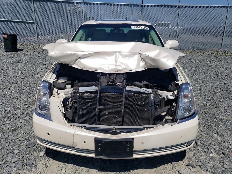 Продажа на аукционе авто 2011 Cadillac Dts, vin: 1G6KH5E64BU117266, номер лота: 61998266