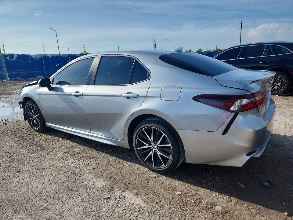 Продажа на аукционе авто 2023 Toyota Camry, vin: 4T1G11AK7PU117929, номер лота: 62592146