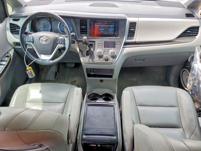 Aukcja sprzedaży 2016 Toyota Sienna, vin: 5TDDK3DC0GS139568, numer aukcji: 62636716