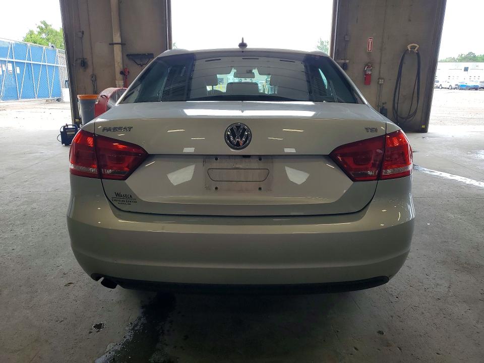 2015 Volkswagen Passat მანქანა იყიდება აუქციონზე, vin: 1VWAT7A31FC114607, აუქციონის ნომერი: 59618006