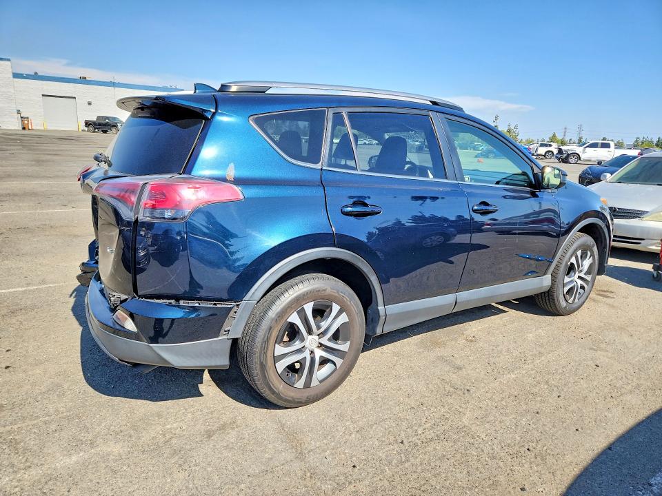 Aukcja sprzedaży 2017 Toyota Rav4, vin: JTMZFREV4HJ710345, numer aukcji: 61555536
