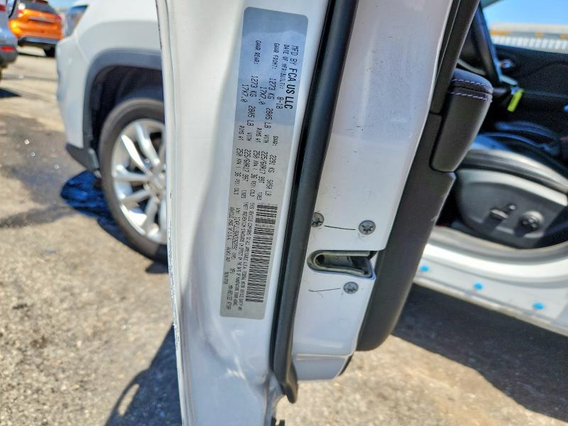 2019 Jeep Cherokee მანქანა იყიდება აუქციონზე, vin: 1C4PJLLB0KD262591, აუქციონის ნომერი: 61536426