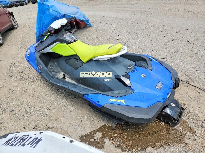 61928436 :رقم المزاد ، YDV42043A020 vin ، 2020 Sea Doo Spark Trixx مزاد بيع