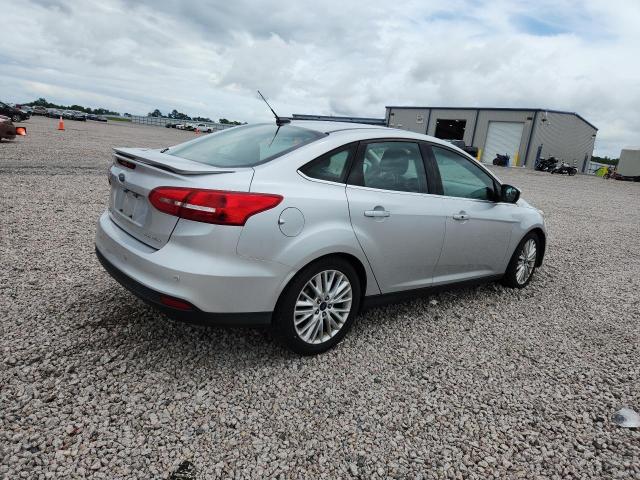 60453956 :رقم المزاد ، 1FADP3J20HL229115 vin ، 2017 Ford Focus مزاد بيع