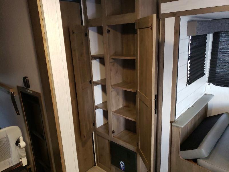 Продажа на аукционе авто 2023 Heartland Pioneer, vin: 5SFPB3229PE524590, номер лота: 60010186