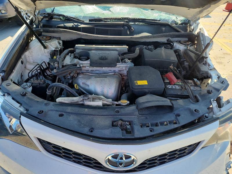 62892036 :رقم المزاد ، 4T1BF1FK0CU633886 vin ، 2012 Toyota Camry مزاد بيع