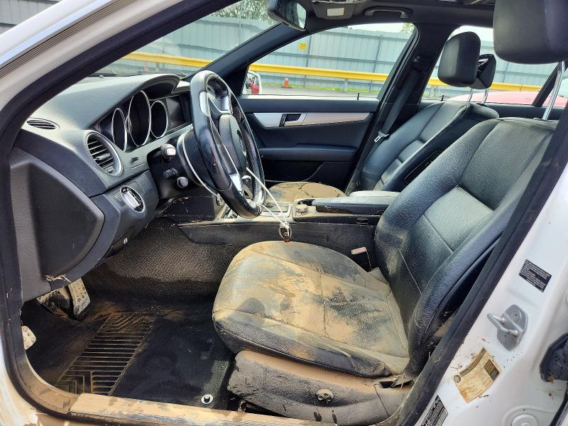 2013 Mercedes-benz C მანქანა იყიდება აუქციონზე, vin: WDDGF4HB3DR245389, აუქციონის ნომერი: 62535096