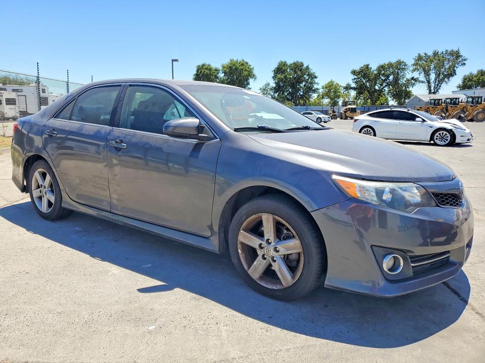 Aukcja sprzedaży 2014 Toyota Camry, vin: 4T1BF1FK2EU741221, numer aukcji: 60270446