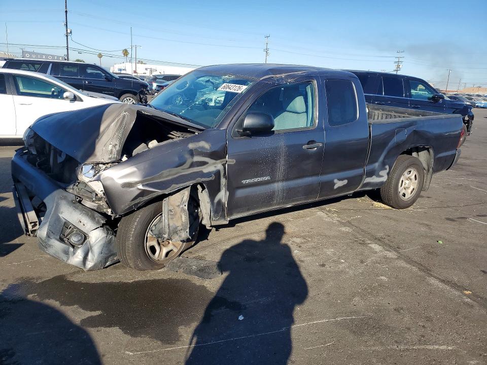 Продажа на аукционе авто 2013 Toyota Tacoma, vin: 5TFTX4CN7DX023585, номер лота: 60643126