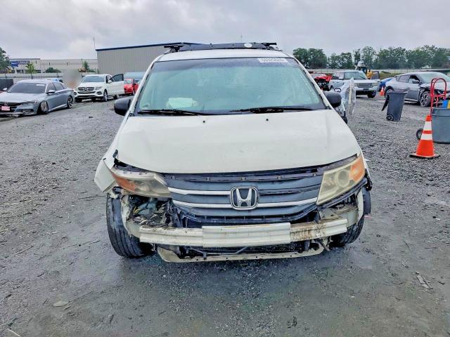 60925026 :رقم المزاد ، 5FNRL5H24BB017177 vin ، 2011 Honda Odyssey مزاد بيع