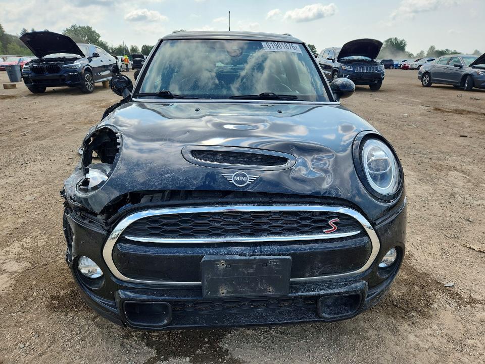 Продажа на аукционе авто 2019 Mini Cooper, vin: WMWXP7C54K2A52815, номер лота: 61901876