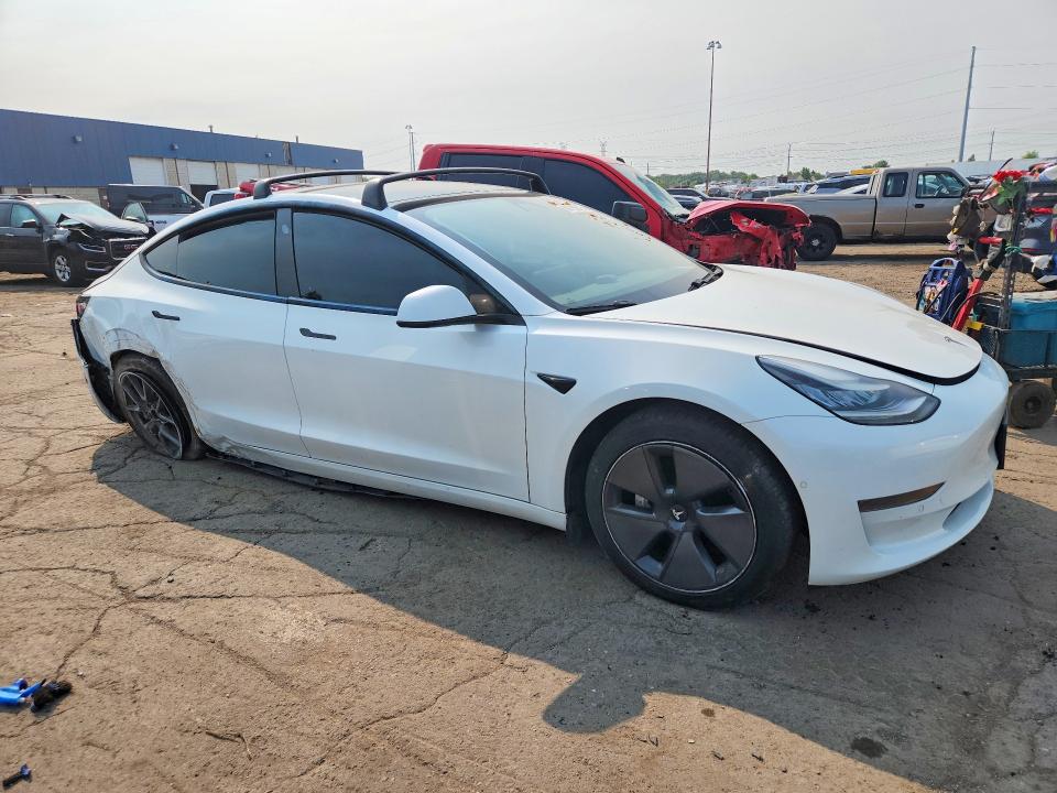 60199876 :رقم المزاد ، 5YJ3E1EA1MF838213 vin ، 2021 Tesla Model 3 مزاد بيع