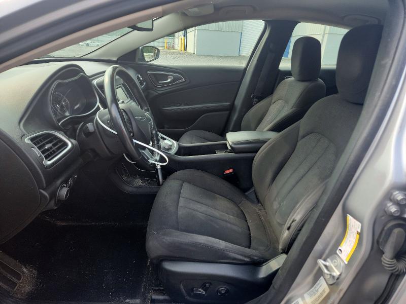 62387426 :رقم المزاد ، 1C3CCCAB7FN562080 vin ، 2015 Chrysler 200 مزاد بيع