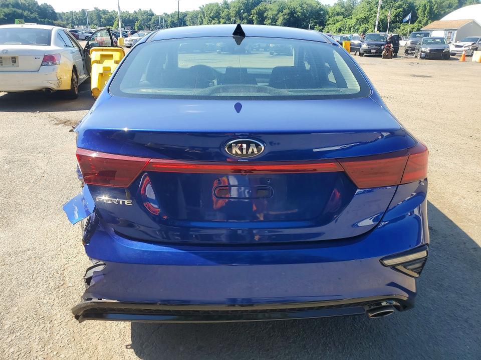 2020 Kia Forte მანქანა იყიდება აუქციონზე, vin: 3KPF24AD1LE150398, აუქციონის ნომერი: 60261566