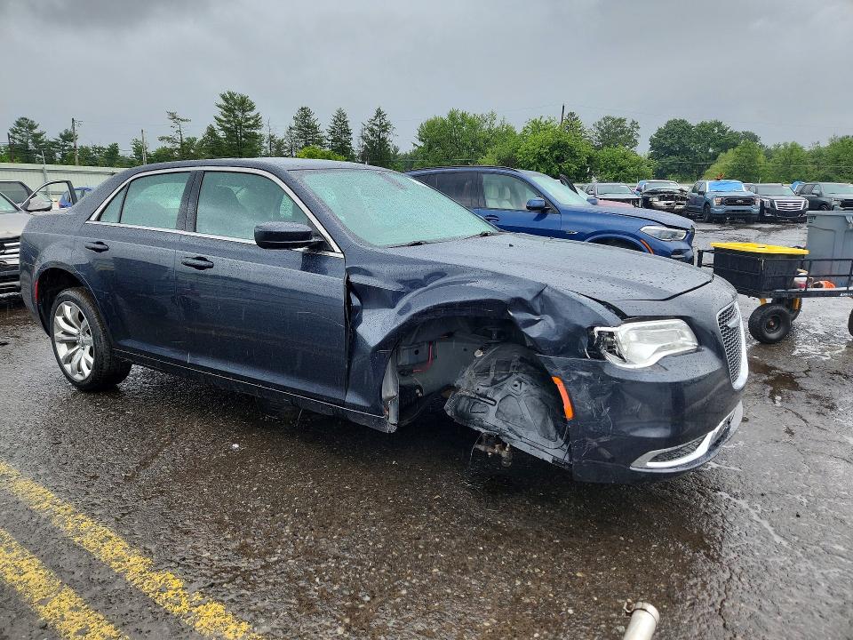 Продаж на аукціоні авто 2016 Chrysler 300, vin: 2C3CCAAG4GH329011, номер лоту: 59322096