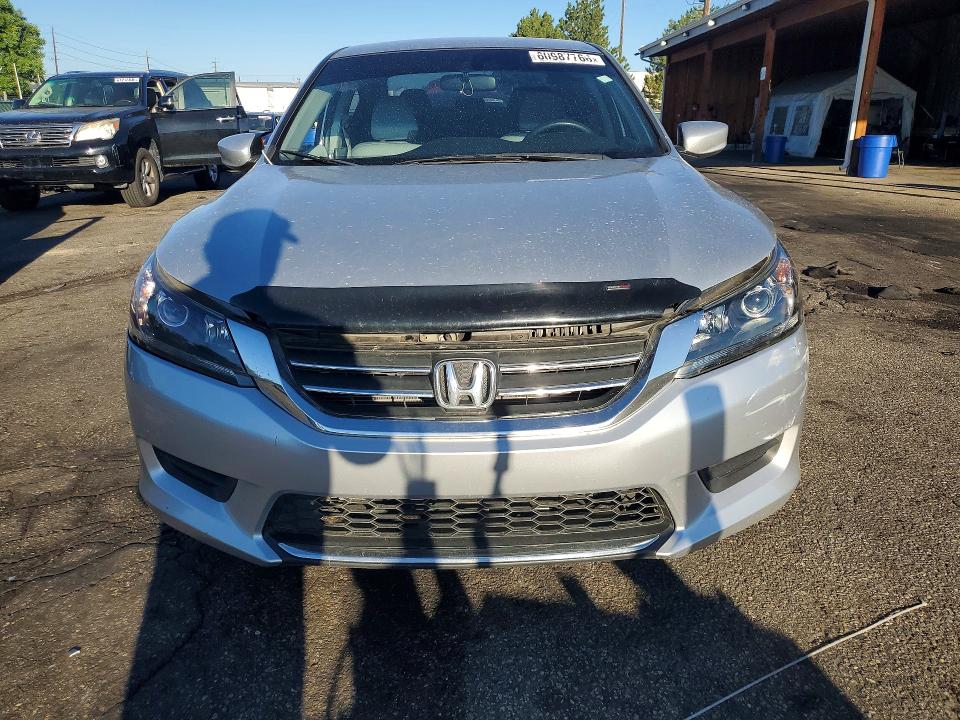 60987766 :رقم المزاد ، 1HGCR2F3XEA142472 vin ، 2014 Honda Accord مزاد بيع