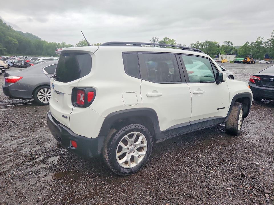 Продажа на аукционе авто 2016 Jeep Renegade, vin: ZACCJBBT8GPE27993, номер лота: 63177926