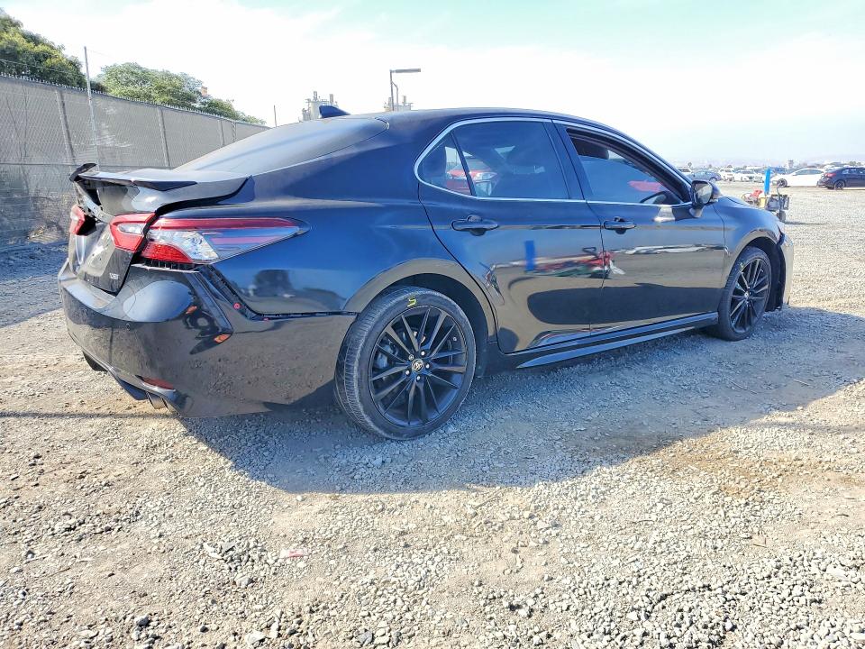 Продаж на аукціоні авто 2021 Toyota Camry, vin: 4T1K61AK8MU605522, номер лоту: 62437456