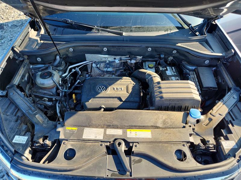 61422756 :رقم المزاد ، 1V2JP2CA5NC533854 vin ، 2022 Volkswagen Atlas مزاد بيع