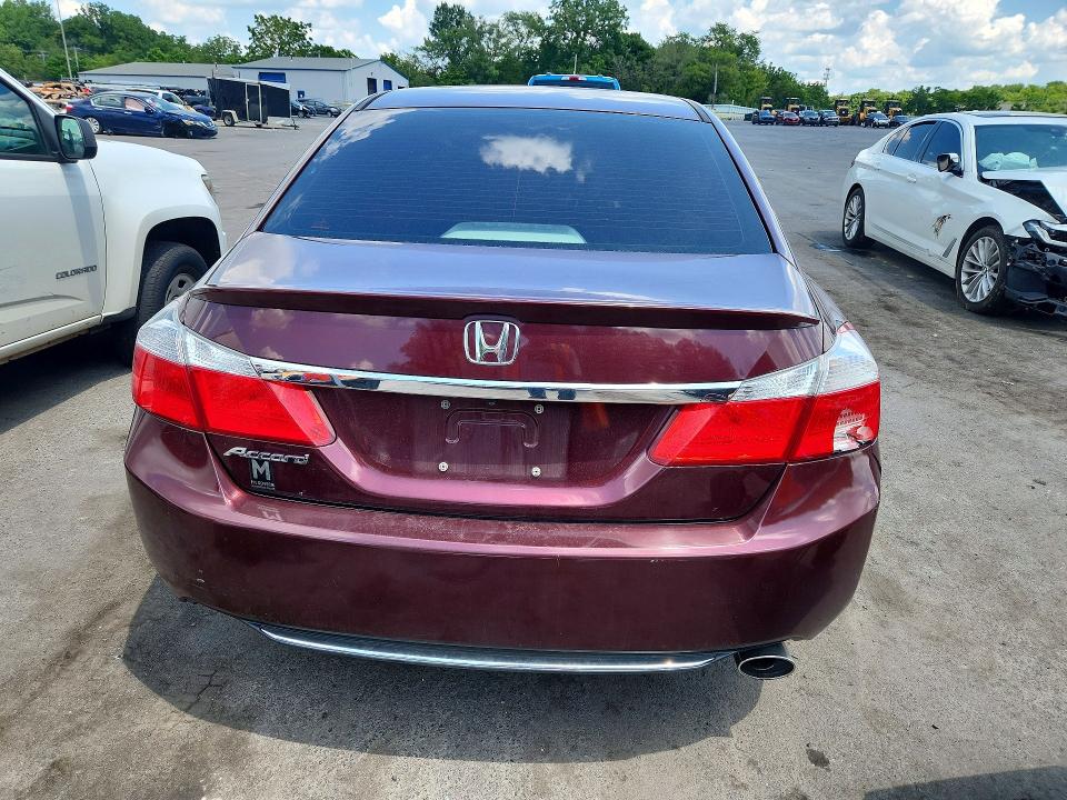 2015 Honda Accord მანქანა იყიდება აუქციონზე, vin: 1HGCR2F33FA229504, აუქციონის ნომერი: 62760646