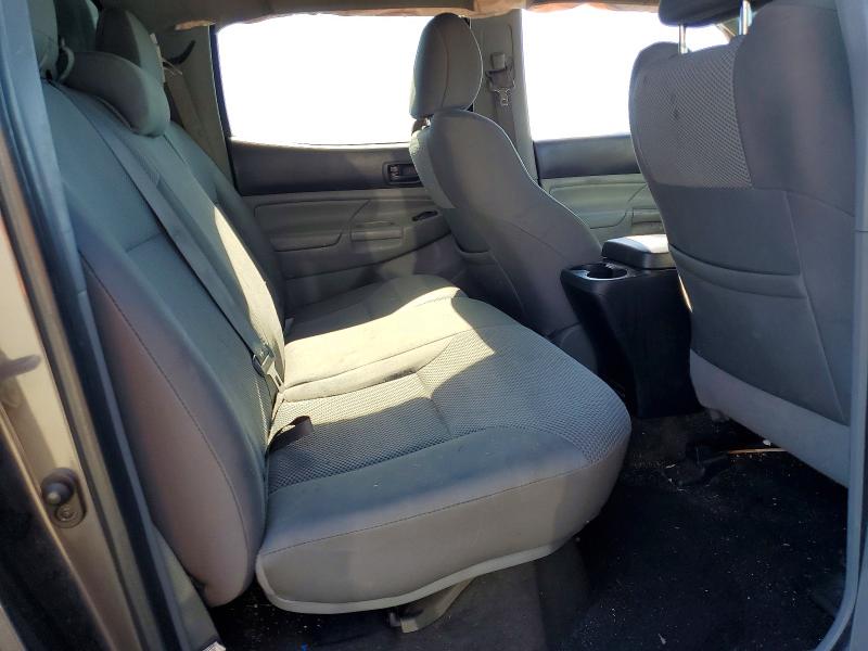 2015 Toyota Tacoma მანქანა იყიდება აუქციონზე, vin: 5TFLU4EN7FX128233, აუქციონის ნომერი: 61417046