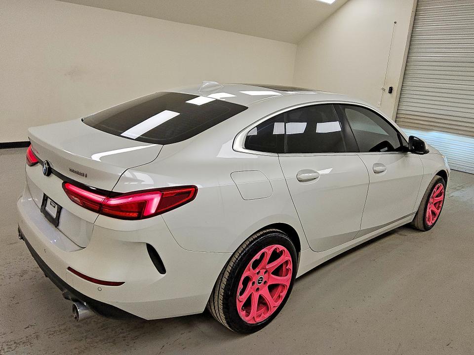 60378476 :رقم المزاد ، WBA53AK08N7K12012 vin ، 2022 Bmw 228i مزاد بيع