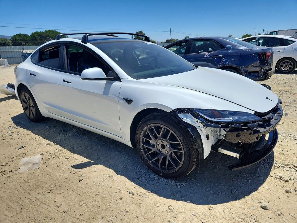 60433896 :رقم المزاد ، 5YJ3E1EAXTF153335 vin ، 2026 Tesla Model 3 مزاد بيع
