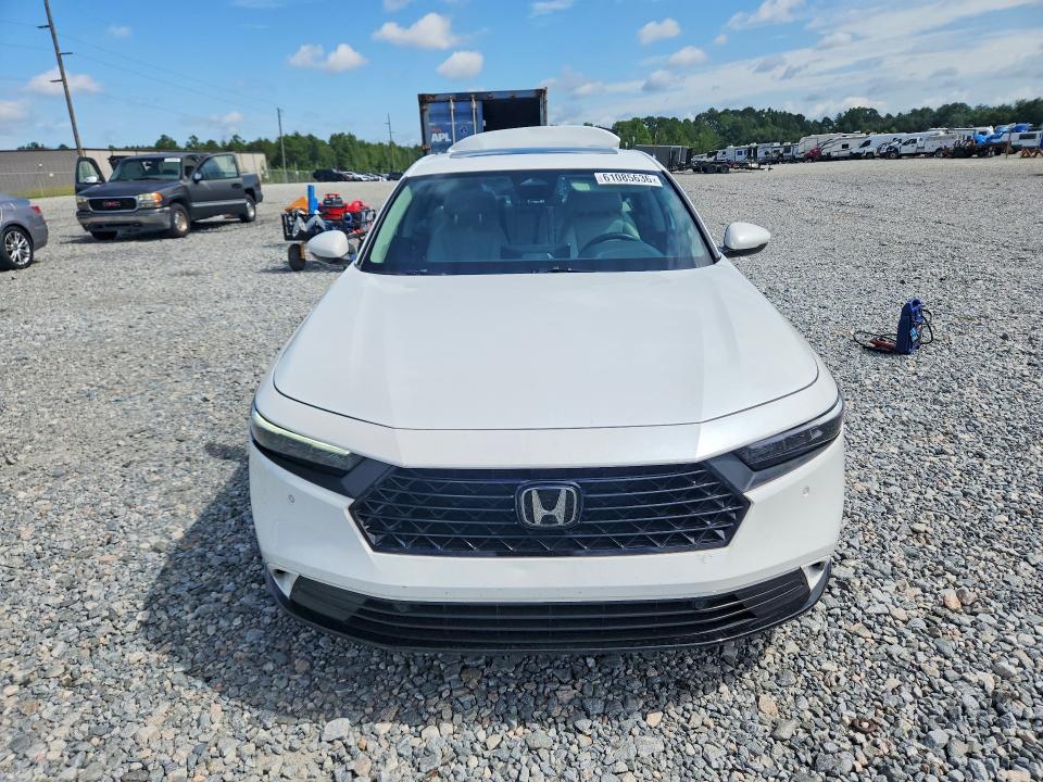 Продажа на аукционе авто 2024 Honda Accord, vin: 1HGCY2F62RA016240, номер лота: 61085636
