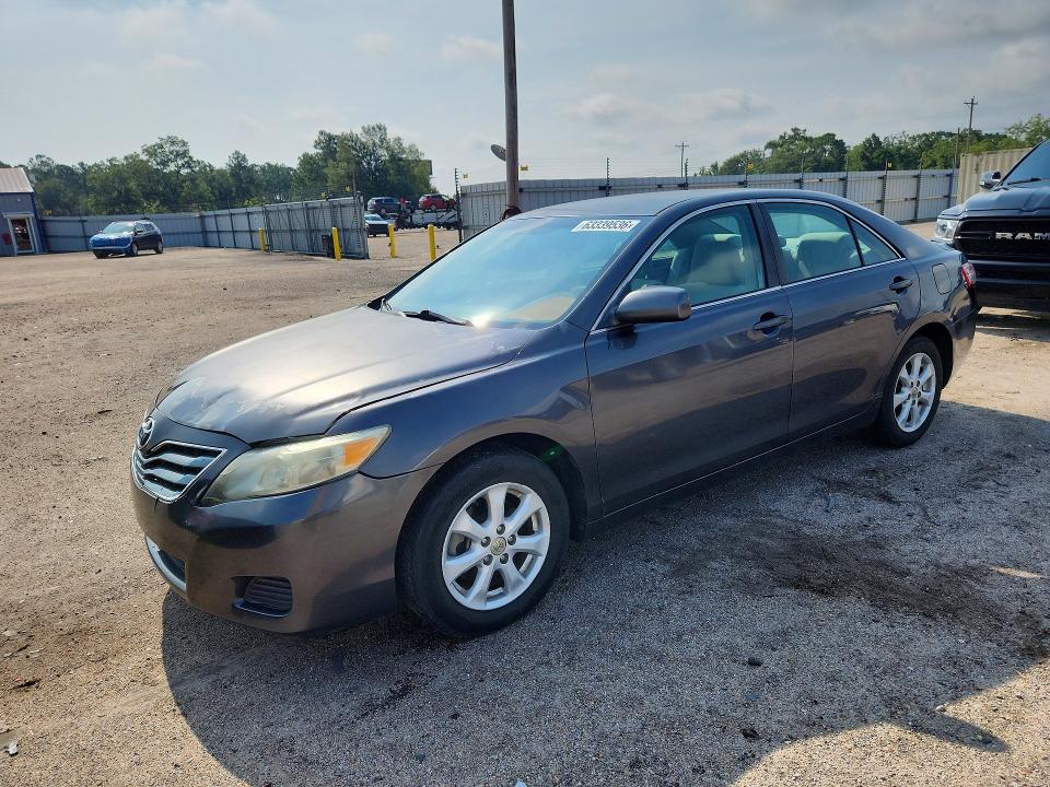2011 Toyota Camry მანქანა იყიდება აუქციონზე, vin: 4T1BF3EK6BU724852, აუქციონის ნომერი: 63339536